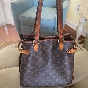 AUTHENTIC Louis Vuitton Monogram Batignolles